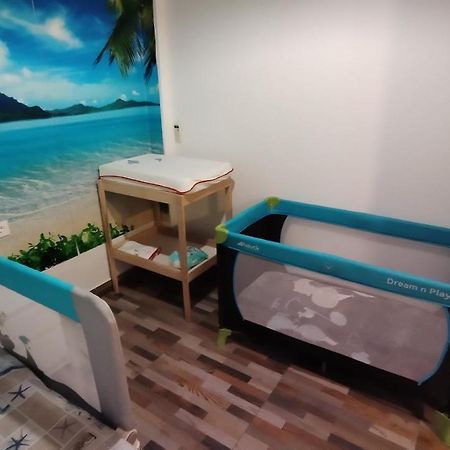 Casa Ideal Para Familias Con Patio Y 3 Banos Βαλένθια Εξωτερικό φωτογραφία