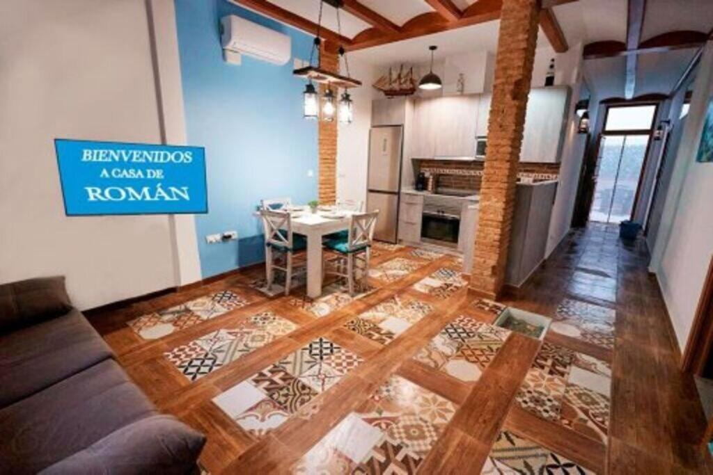 Casa Ideal Para Familias Con Patio Y 3 Banos Βαλένθια Εξωτερικό φωτογραφία