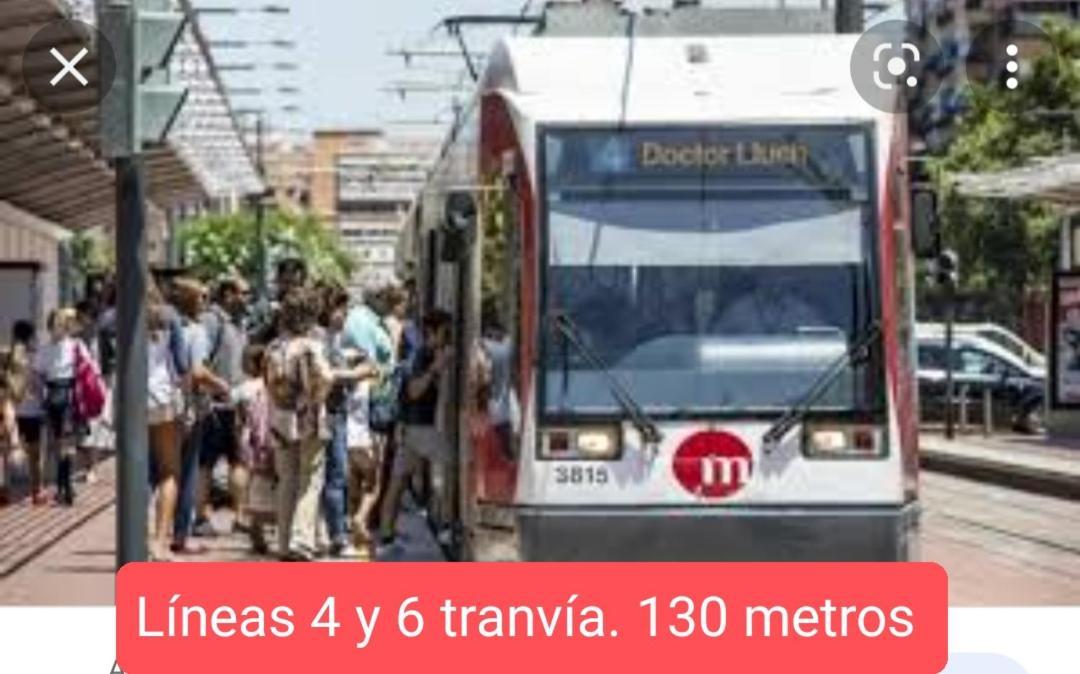 Casa Ideal Para Familias Con Patio Y 3 Banos Βαλένθια Εξωτερικό φωτογραφία